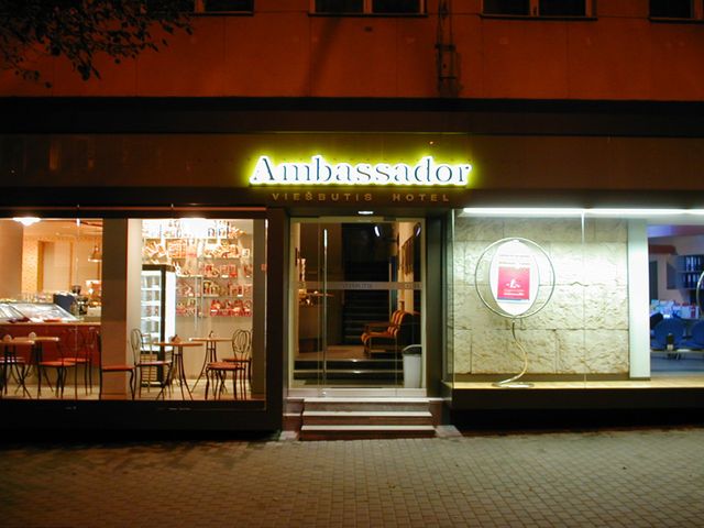 Hotel Ambassador